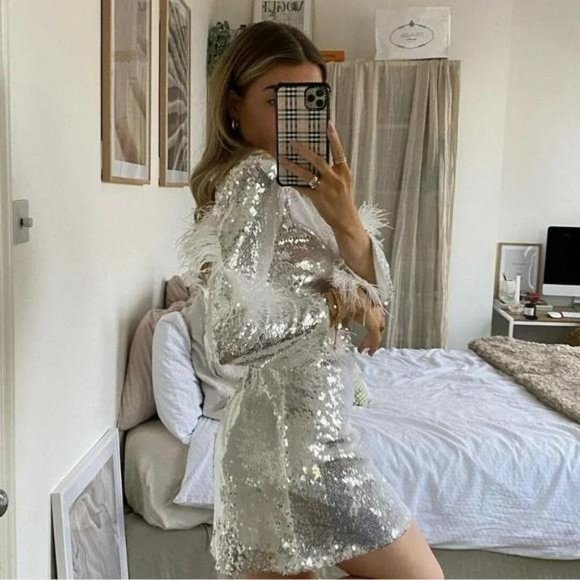 ZARA FRINGED SEQUIN MINI SHIFT DRESS - Picture 2 of 7